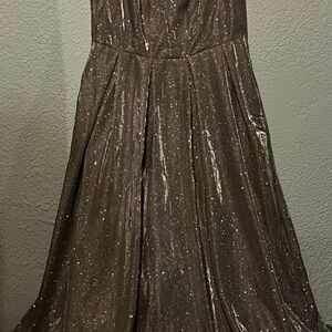 Elegant Shimmering Evening Gown